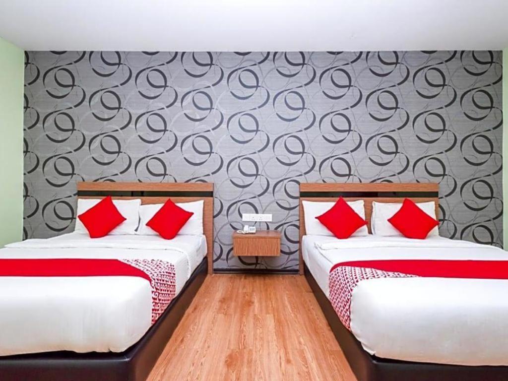 Hotel Aromas Kulai Exterior foto